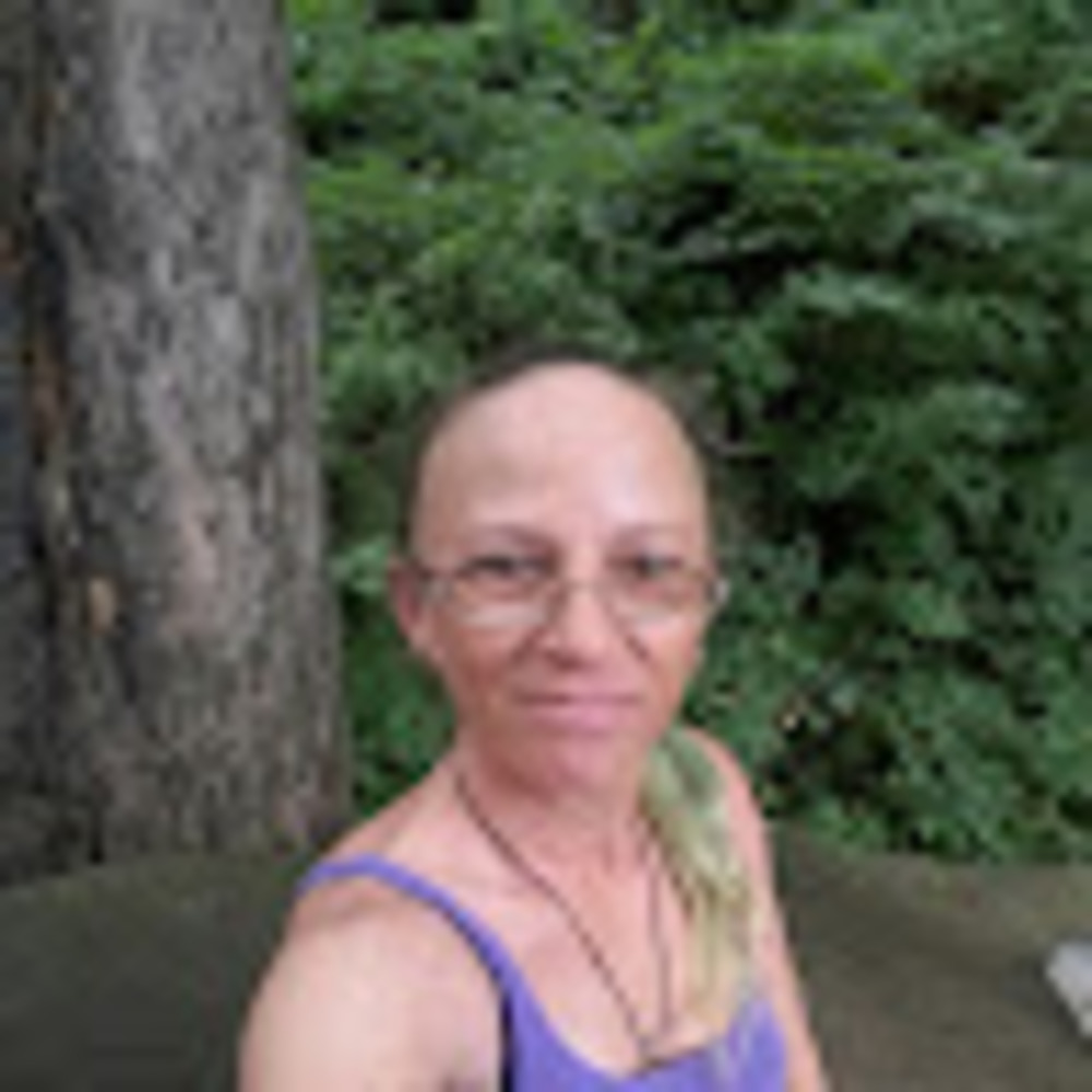Meet your Posher, Stacy